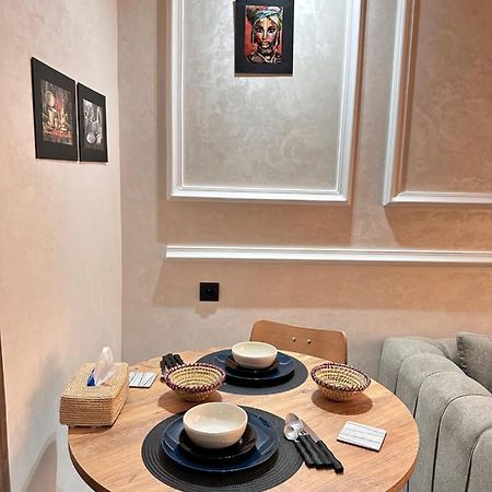 Luxueux Studio A Cote De Mcdo & Zara Maarif Касабланка Екстер'єр фото